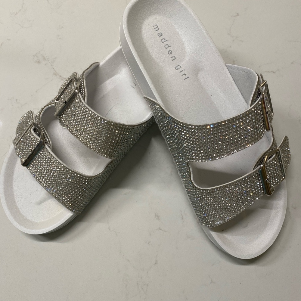 Madden Girl Rhinestone Silver Sandals, size 8